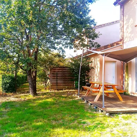 Le Clos Andree - Charmante Maison 8 Personnes - 5 Lits - Climatisation Reversible - Parking 3 Vehicules - Garage - Zone Nord - Terrasse Et Jardin *