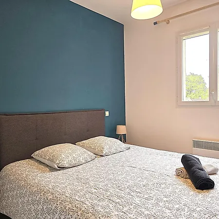 Le Clos Andree - Charmante Maison 8 Personnes - 5 Lits - Climatisation Reversible - Parking 3 Vehicules - Garage - Zone Nord - Terrasse Et Jardin *