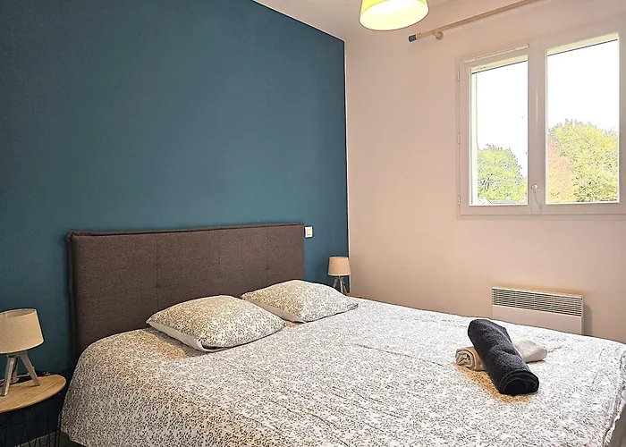 Le Clos Andree - Charmante Maison 8 Personnes - 5 Lits - Climatisation Reversible Rdc - Parking 3 Vehicules - Garage - Zone Nord - Terrasse Et Jardin *