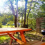 Сasa de vacaciones Le Clos Andrée - Charmante Maison 8 Personnes - 5 Lits - Climatisation Réversible Rdc - Parking 3 Véhicules - Garage - Zone Nord - Terrasse Et Jardin *
