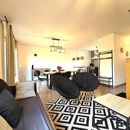 度假居 Le Clos Andree - Charmante Maison 8 Personnes - 5 Lits - Climatisation Reversible Rdc - Parking 3 Vehicules - Garage - Zone Nord - Terrasse Et Jardin *