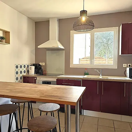 Le Clos Andree - Charmante Maison 8 Personnes - 5 Lits - Climatisation Reversible Rdc - Parking 3 Vehicules - Garage - Zone Nord - Terrasse Et Jardin 度假居 *
