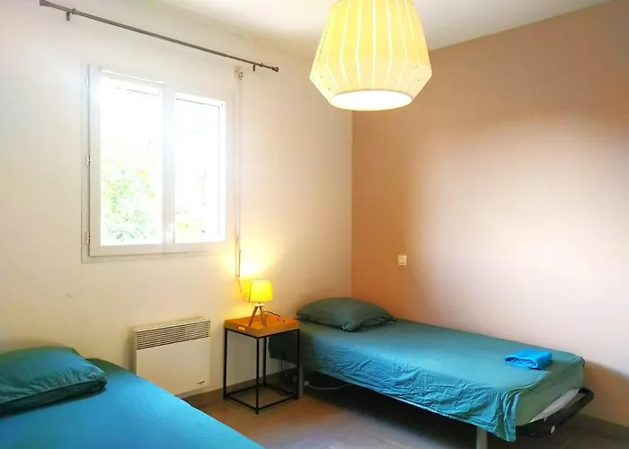 Le Clos Andree - Charmante Maison 8 Personnes - 5 Lits - Climatisation Reversible Rdc - Parking 3 Vehicules - Garage - Zone Nord - Terrasse Et Jardin